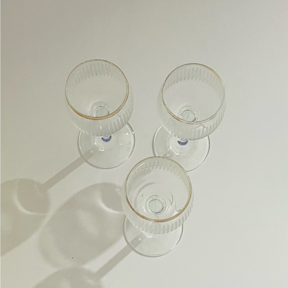 Gold Rimmed Wine Glasses,